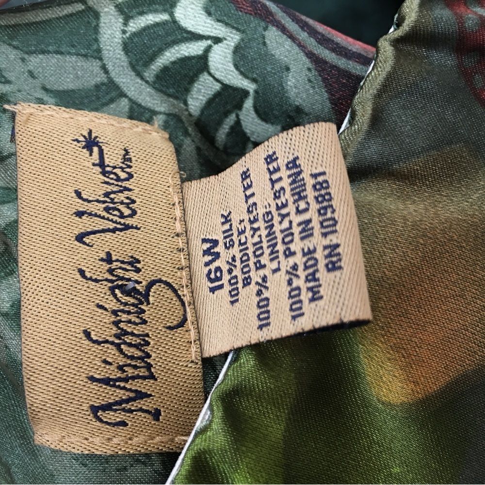 MIDNIGHT VELVET‎ 100% SILK MAXI DRESS IN TROPICAL PRINT - Picture 12 of 12